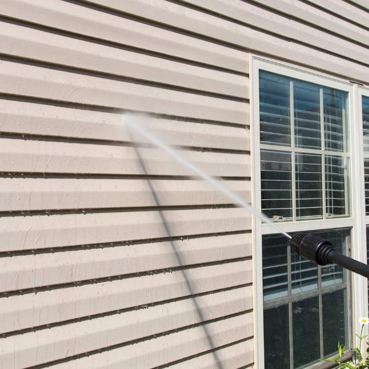 Power Washing in Deltona, FL